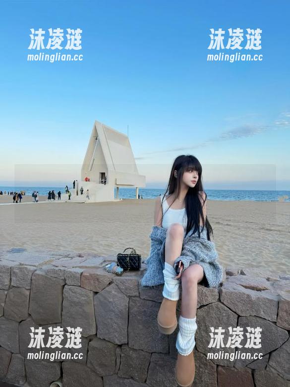 不收藏“51吃瓜中心”，你就OUT了，Gaga们又开始互撕了？