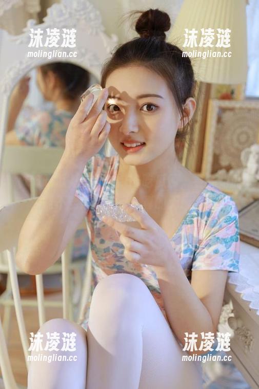 66吃瓜 就想登录66吃瓜网,看会儿瓜,能不能摆脱沮丧,真的无所谓了。