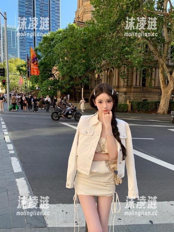 718.sx 开启新入口,718.sx带你穿越瓜地,别错过!
