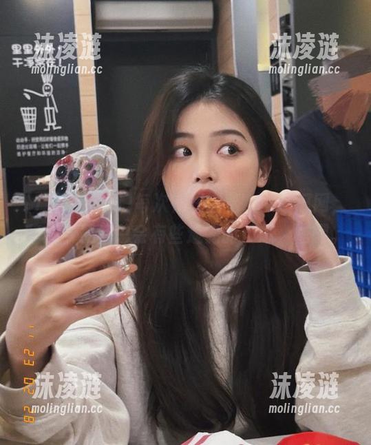718吃瓜网 每次在线浏览718吃瓜网,苹果下载后总会有些遗憾的反思,嘿嘿。