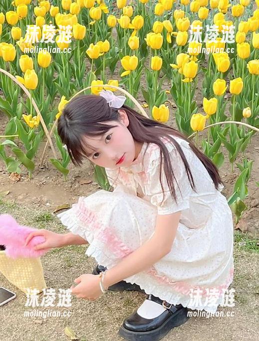 718吃瓜网 不仅可以吃瓜,还能分享818种苹果下载,718吃瓜网果然很会玩!