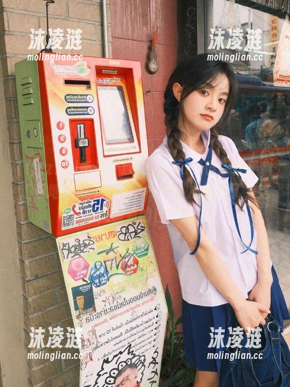 tttzzz 听说“tttzzz.su”链接是黑料汇聚地,果不其然,一不小心看懵了,这是我想看的日常嘛!