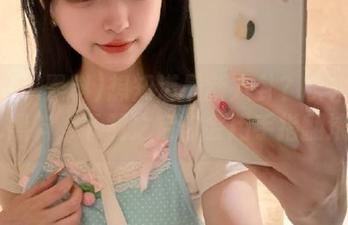 想知道最新八卦？快来www.黑料，下载之后你会用手指翻滚！