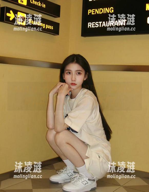 zztt11app里的热搜，我承认我好几次想翻桌……但是停不了。