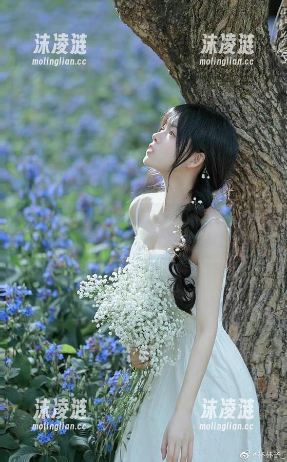 一波未平一波又起，链接里的“五一吃瓜群众”视频火辣出炉！