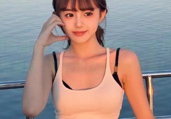 今天也有劲爆更新，今日吃瓜苹果版，简直难以追赶的节奏！