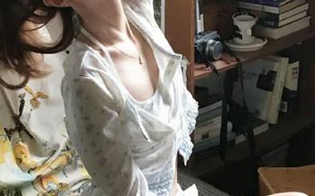 免费吃瓜网：来这里，瓜汁四溅，心情大好！