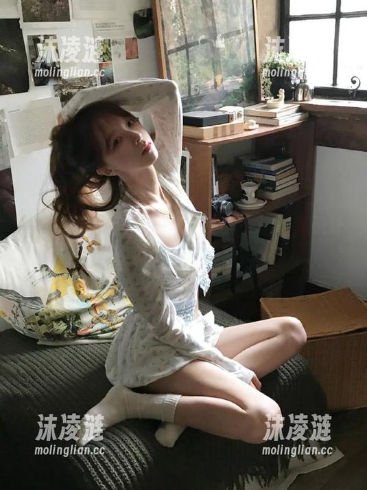 免费吃瓜网：来这里，瓜汁四溅，心情大好！