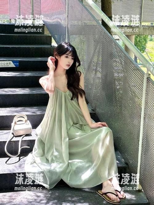 在免费吃瓜网发布你的八卦，我们可是为你的茶余饭后服务的哦！