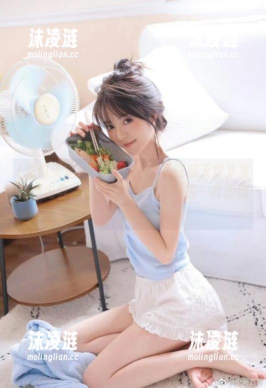 不对劲！每次《吃瓜天堂》发布新内容，我的好奇心就像小猫一样蹭蹭蹭！