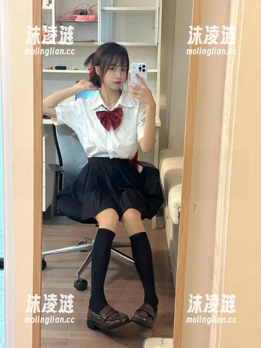 躲开别的APP吧，吃瓜网苹果版的黑料才是我回血的鬼魅粮！