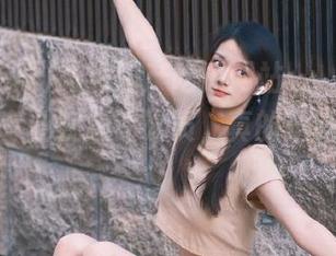 跟着国产吃瓜网站​​​​，我变成了专业视频评论员，真的是脑洞大开！