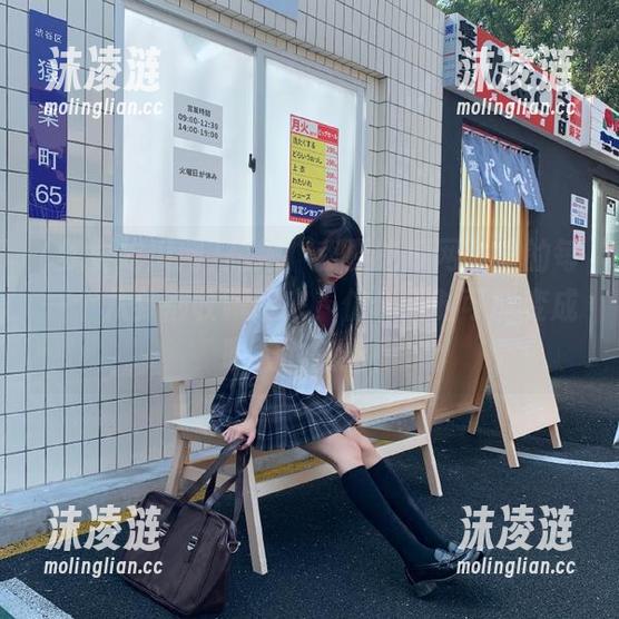 想把“我要吃瓜网”里的每一个八卦都收藏起来，仿佛随时可能变成明天的热搜！