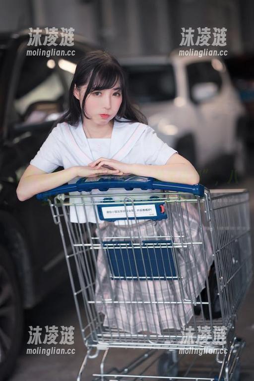 在这个在线“明星黑料”，八卦如潮水，手机都快被刷坏了！