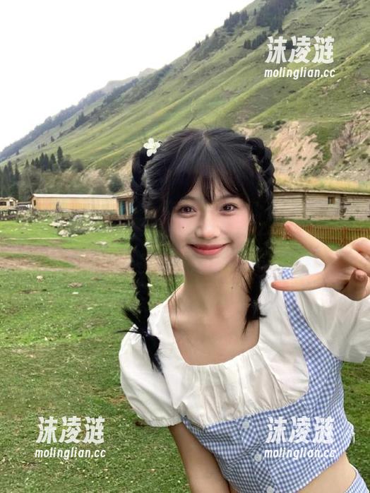 黑料不打烊tttzzz，直达草根明星背后，so导航给你自信的钥匙！