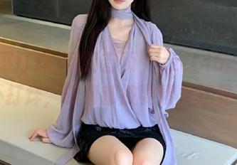 翻到首页，zztt45.su黑料不打烊，眼睛都被要素九打晃了