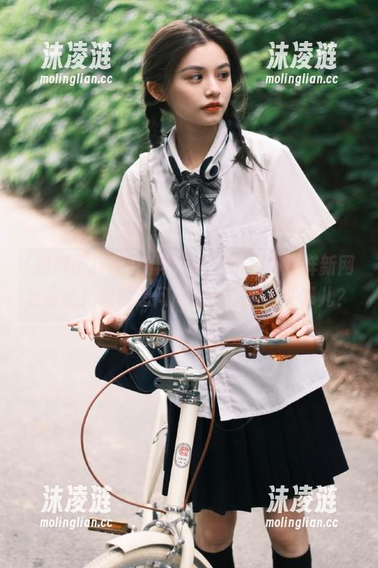 别再点错，黑料不打烊新网址直达！我就想问问关心你的人在哪儿？