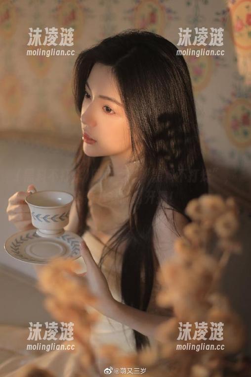 网页直播“黑料不打烊”，热辣八卦随时开播！