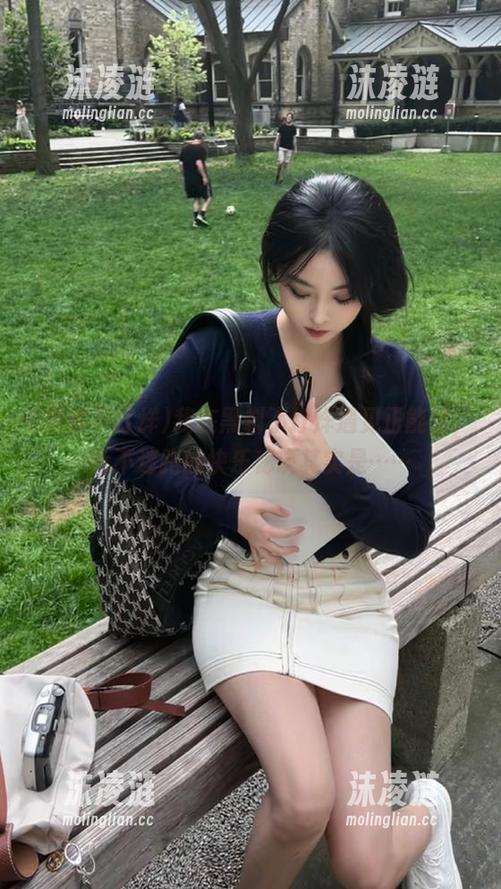 我在黑料不打烊遇见正能量，永不迷路的快乐秘诀其实是……