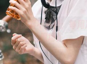 黑料不重样：每周冲着真相直达现场！