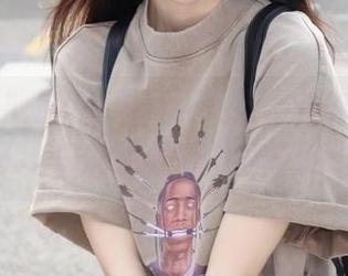 在黑料正能量发布的入口app里，瓜的边界好像被打破了…