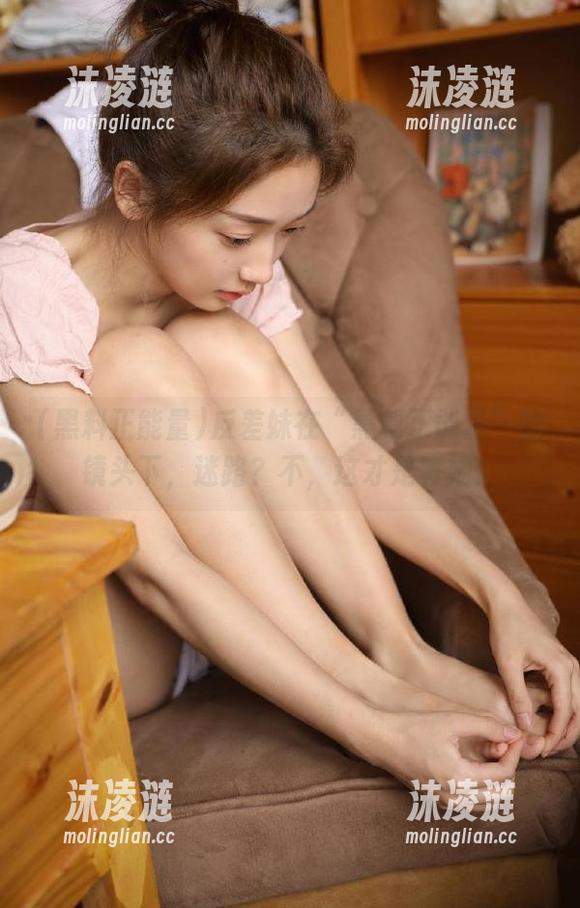 黑料正能量 反差妹在“黑料正能量”的镜头下,迷路?不,这才是真她!