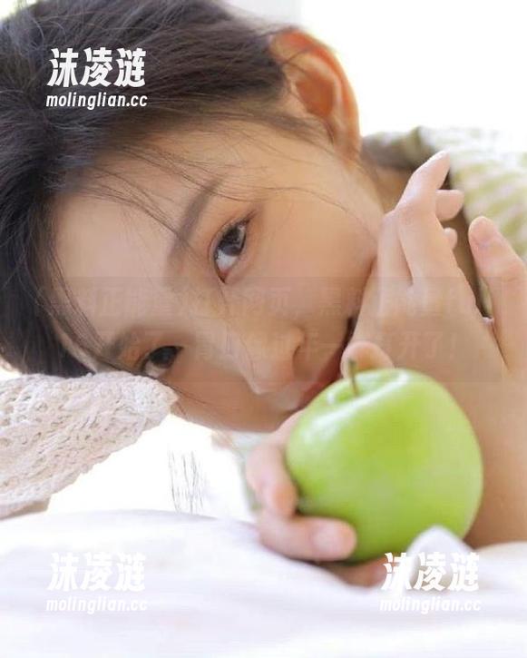 打开网页，黑料正能量fuli16开始了，胃口像过年一样打开了！
