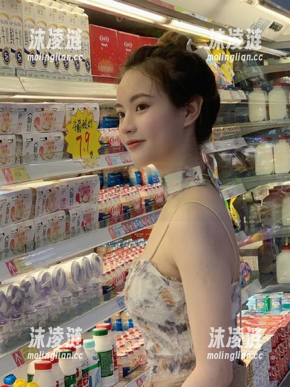 黑料社大门在那儿，登录就能捡到八卦的超能力！