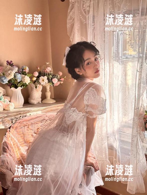 更新：在黑料社区，瓜都是多汁的哦