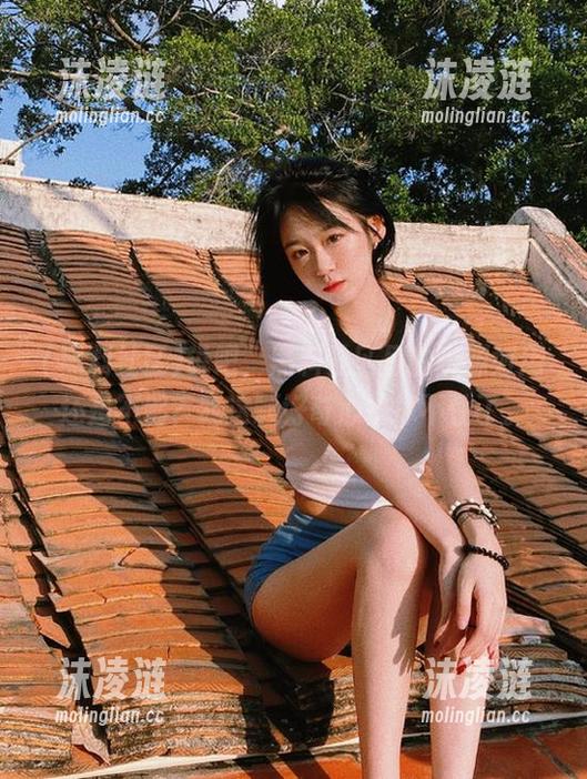 说吧，黑料社区里的资源好用还是不够？我这颗好奇心快撑不住了。
